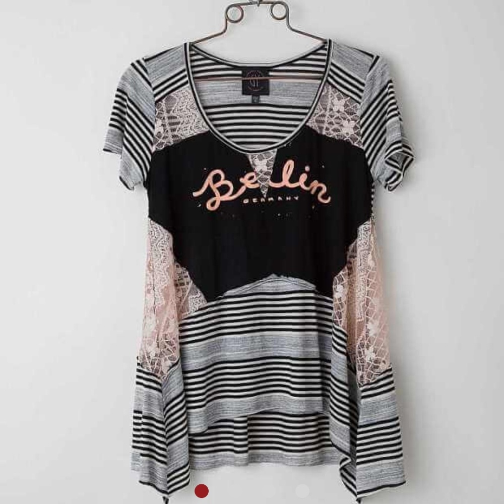 🎉SALE🎉🆕 Generic Youth from Buckle szSm